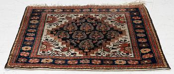 A semi-antique Malayir bag face, West Persia, c. 58 x 74 cm.