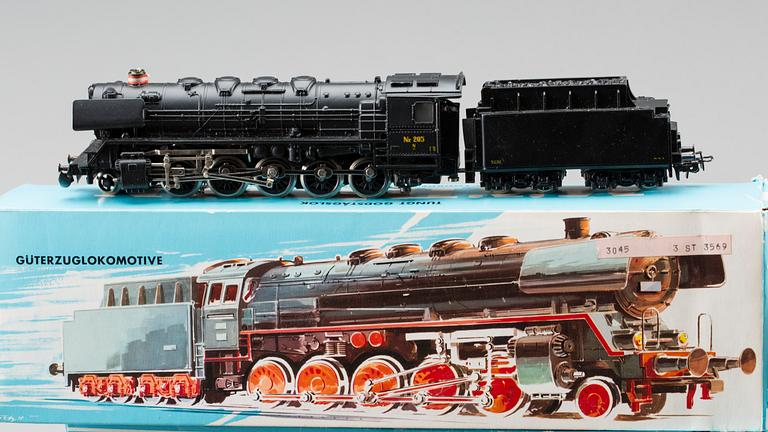 A SET OF MÄRKLIN, second half of 20th century.