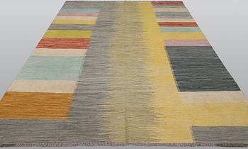 A Kilim carpet, modern design, approx. 296 x 200 cm.