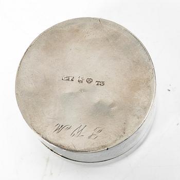 Gustaf Folcker, A pair of Swedish silver boxes, mark of Gustaf Folcker, Stockholm 1825.
