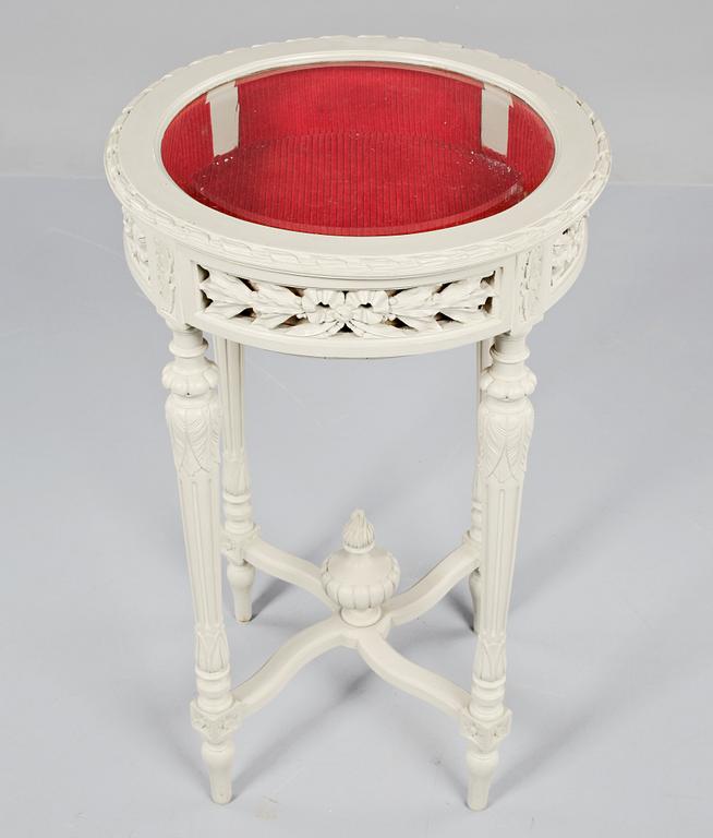 MONTERBORD, gustaviansk stil, 1900-tal.