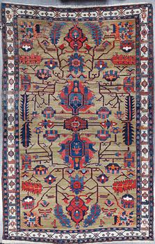 MATTA, semiantik Heris, ca 443x275 cm.