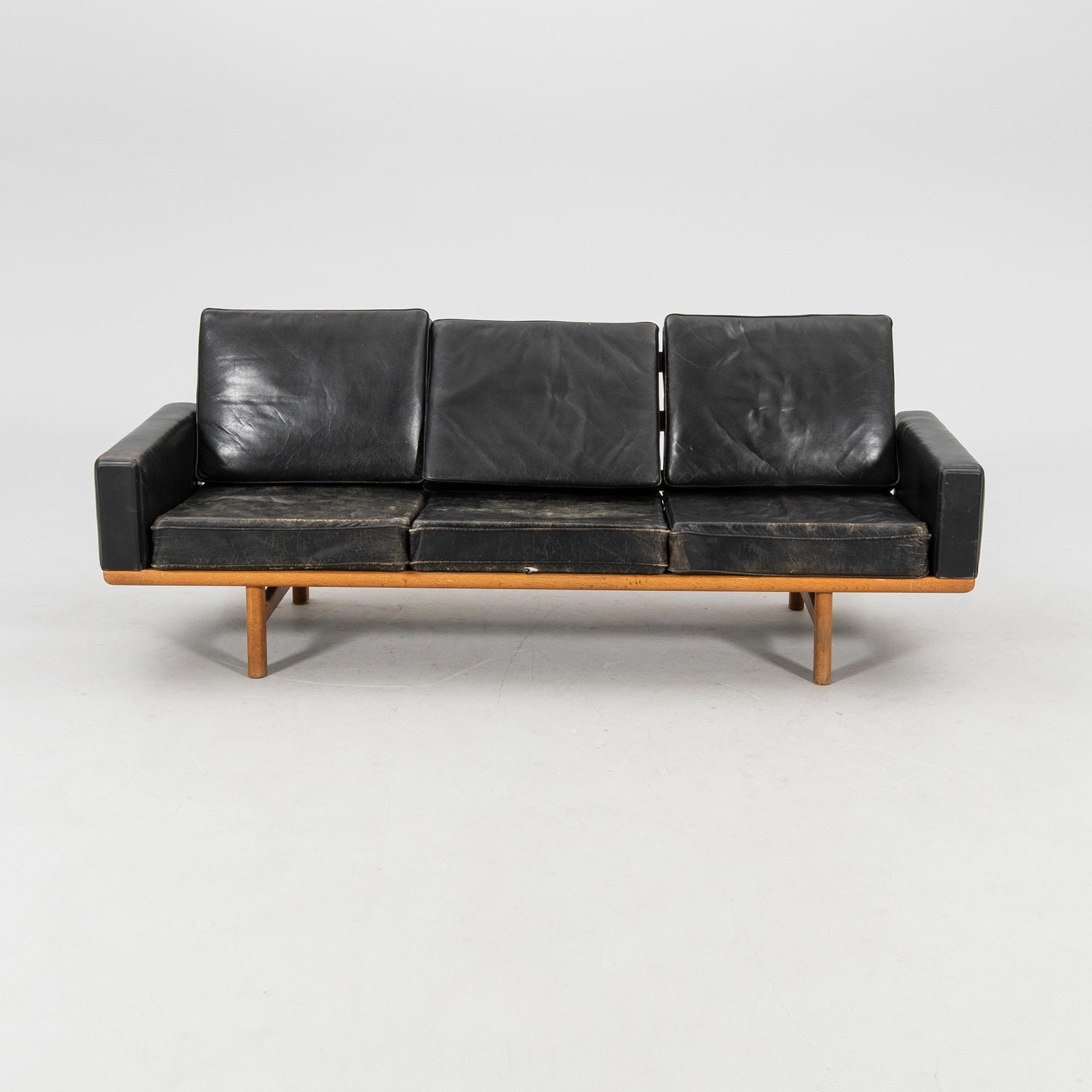 Hans J. Wegner,