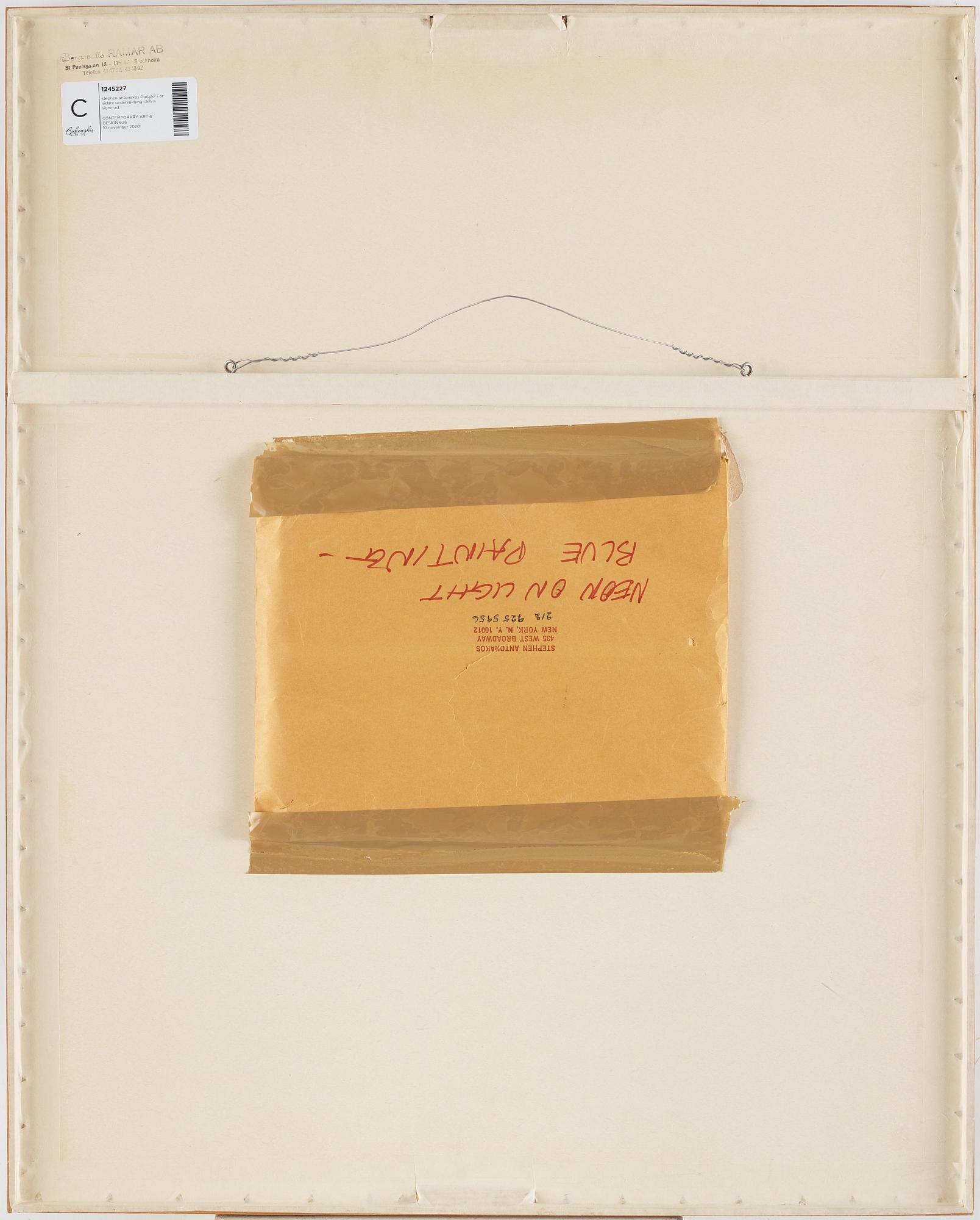 Stephen Antonakos, "Red and blue incomplete circle".