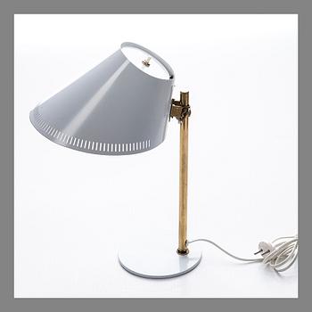 PAAVO TYNELL, DESK LAMP, 9227. Manufactured by Idman. 1950s.