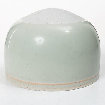 Alev Ebüzziya Siesbye, bowl, numbered 196/500, signed, Royal Copenhagen.