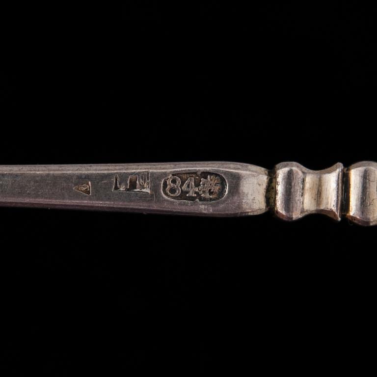 SKED, STRÖSKED samt SOCKERTÅNG, emalj och silver, Moskva, 1882-1899. Helhetsvikt 128 g.