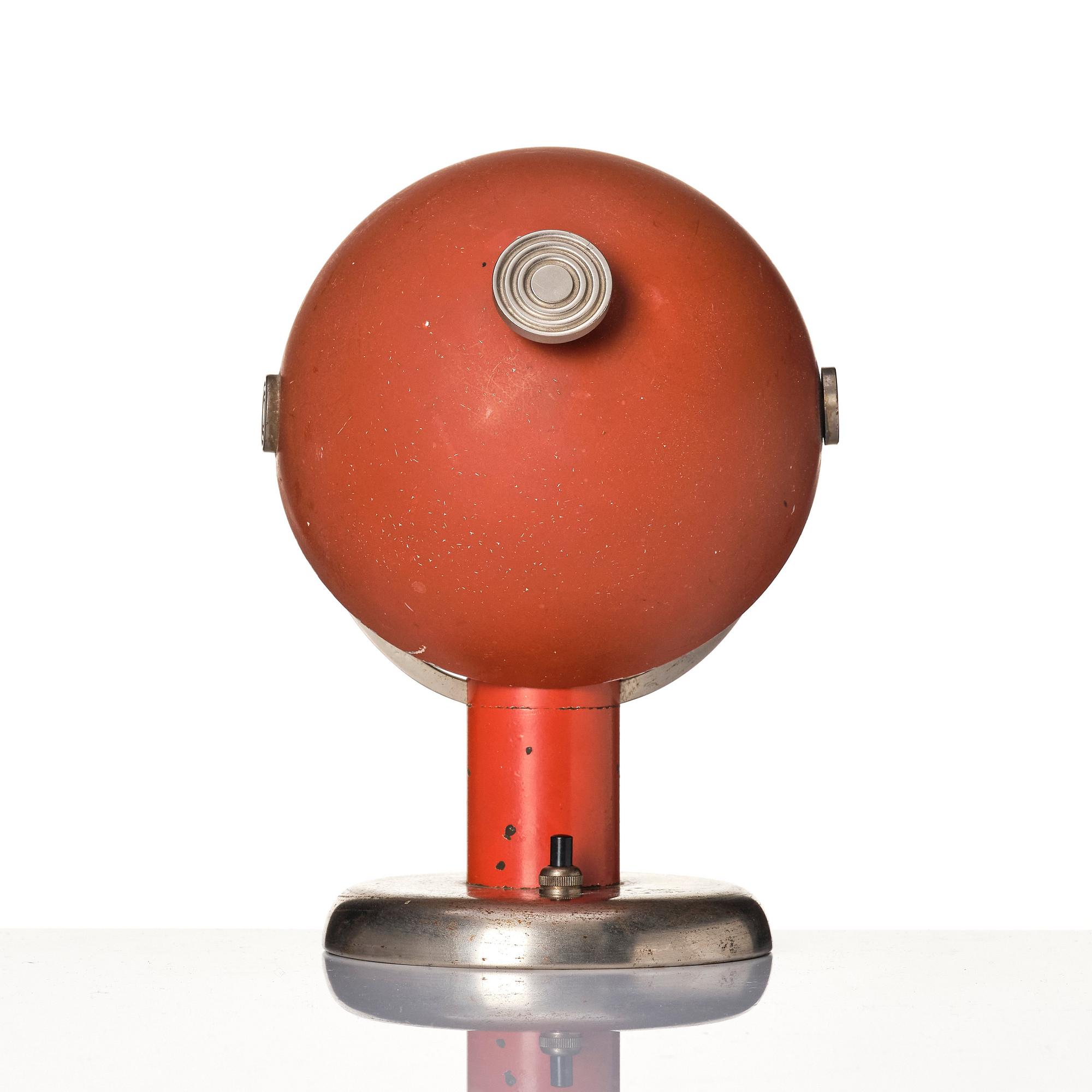Harald Notini, a table lamp model "15238", Arvid Böhlmarks Lampfabrik, Stockholm 1930s-40s.