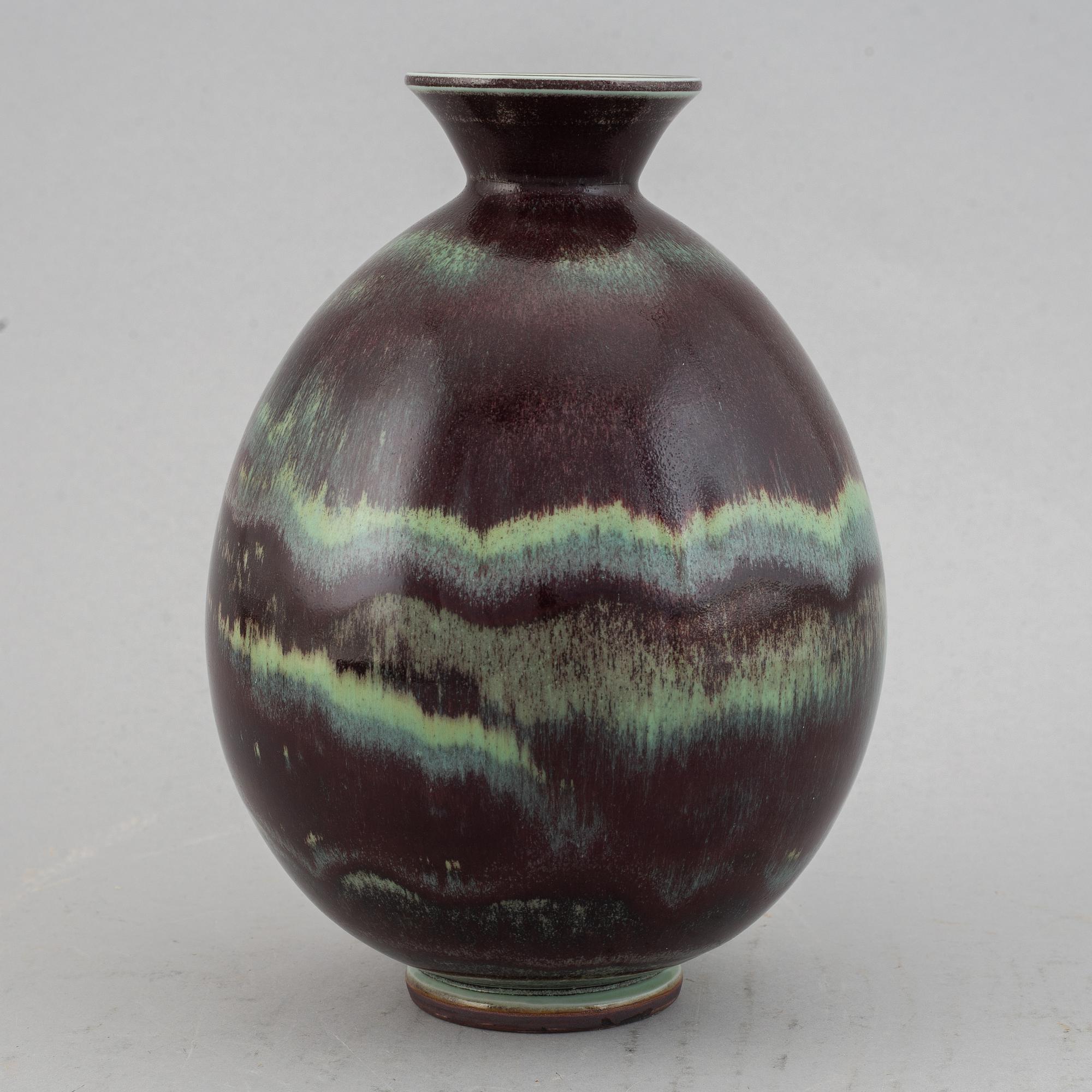 Berndt Friberg, a stoneware vase, Gustavsberg Studio, Sweden, 1974.