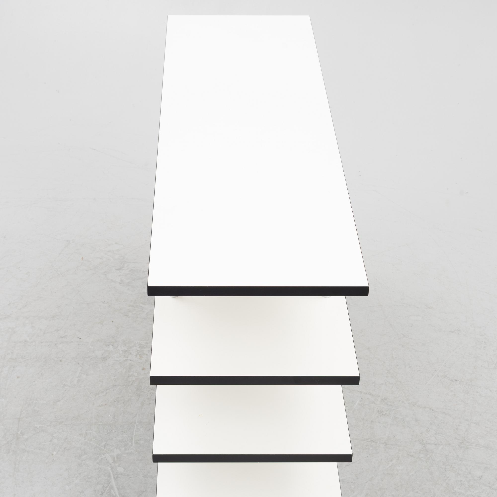 Bruno Mathsson, Side table, "MI 1150", Bruno Mathsson International, Värnamo 2011.