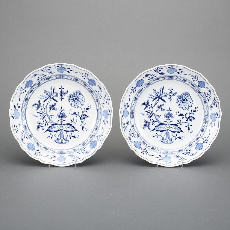 SERVERINGSFAT, ett par, porslin, Meissen. 1900-talets första hälft.