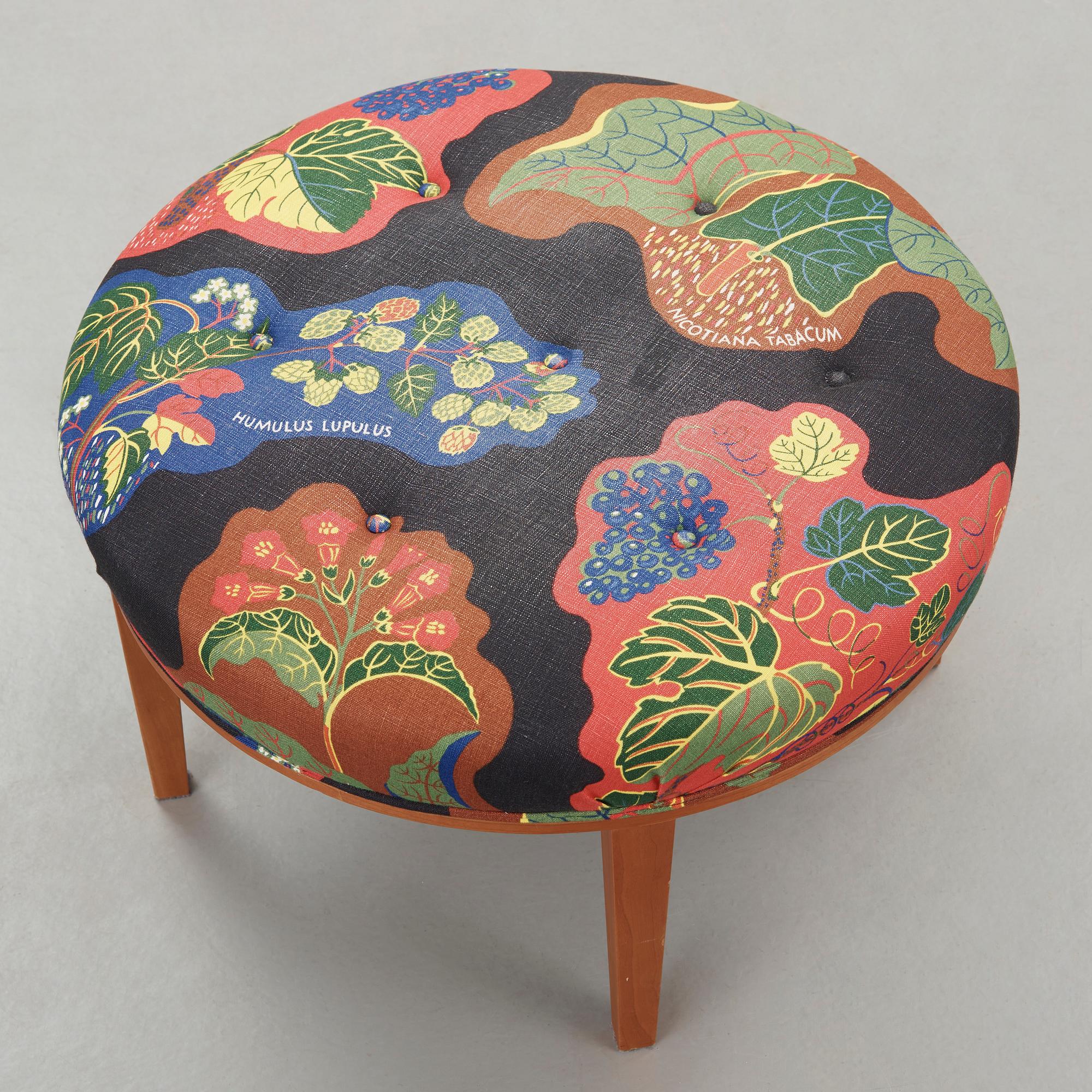 A Josef Frank cherry stool, model 647, Svenskt Tenn. - Bukowskis