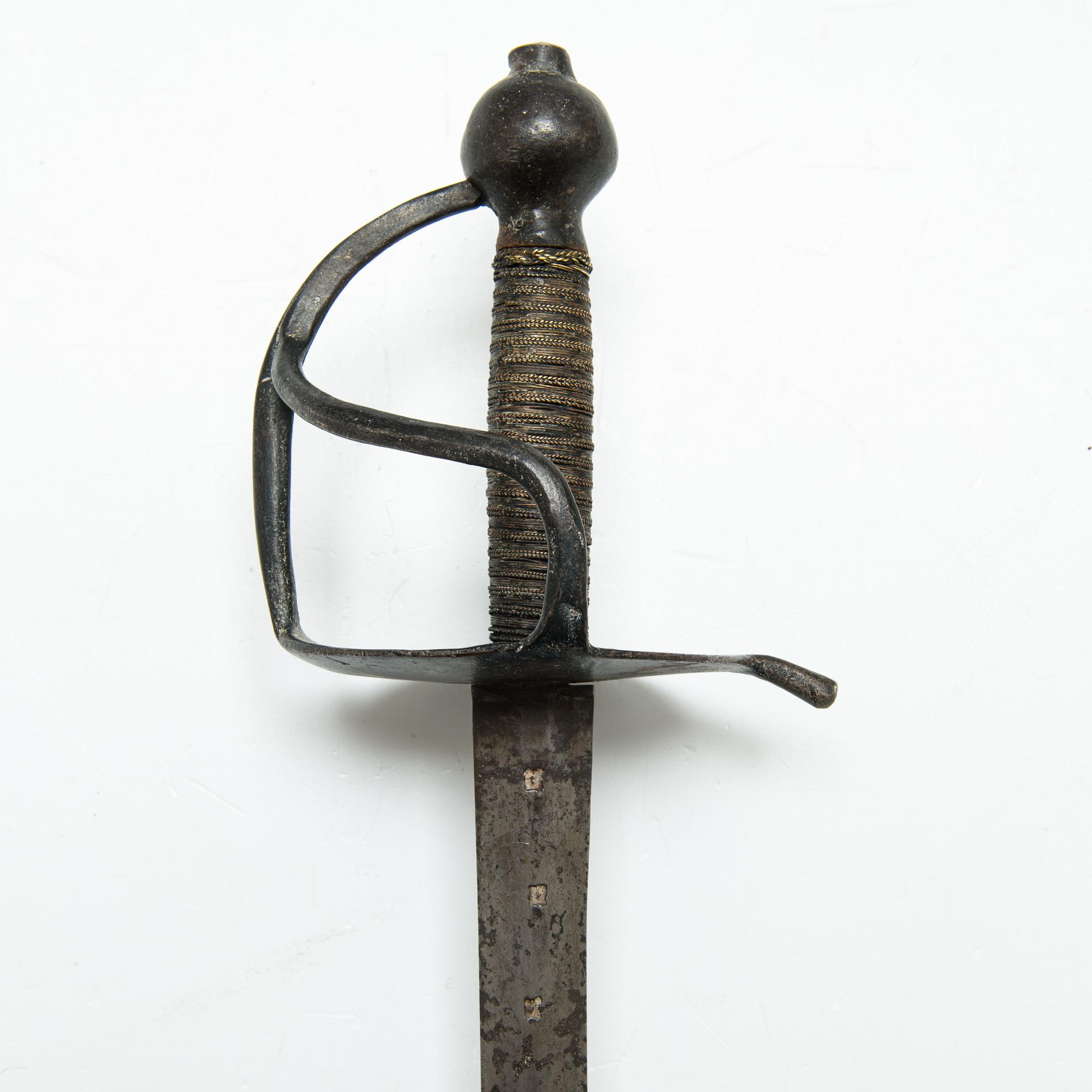 Värja, svensk, m/1685.