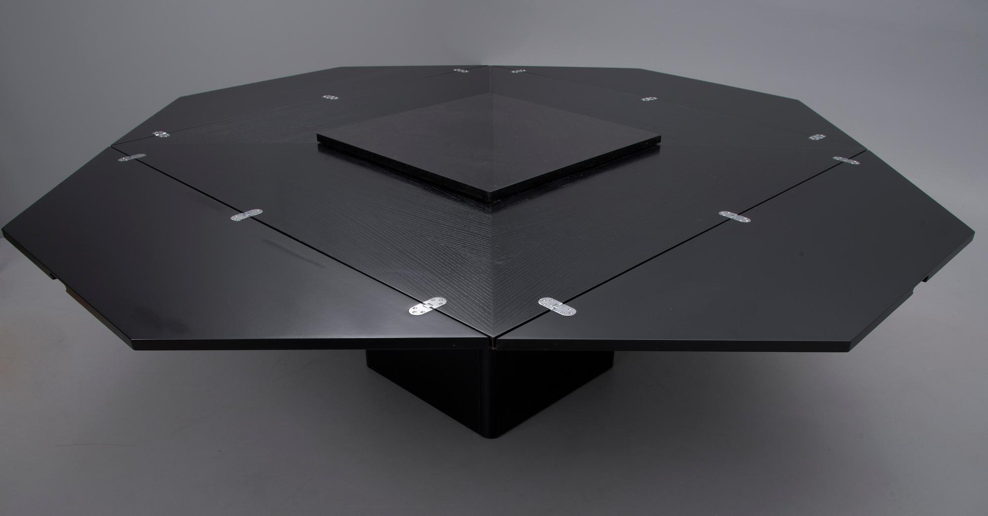MATBORD, "Cirkante Tafel", Bob van den Berghe-Pauvers.