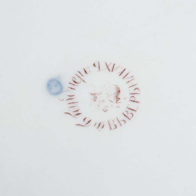 A set of three porcelain Gardner plates, mid 1800'.