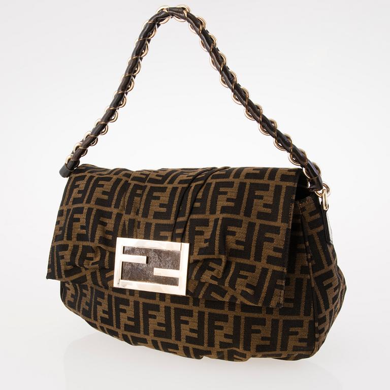 FENDI, "Mia Flap Bag", VÄSKA.
