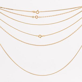 3 GOLD CHAINS, 18K gold, 14,0 g, 60, 50 and 45 cm.