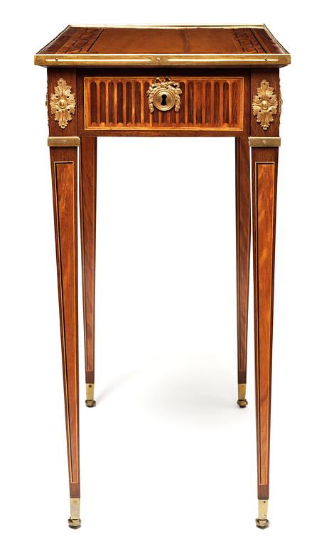 BORD, av Georg Haupt  (mästare i Stockholm 1770-1784). Gustavianskt.