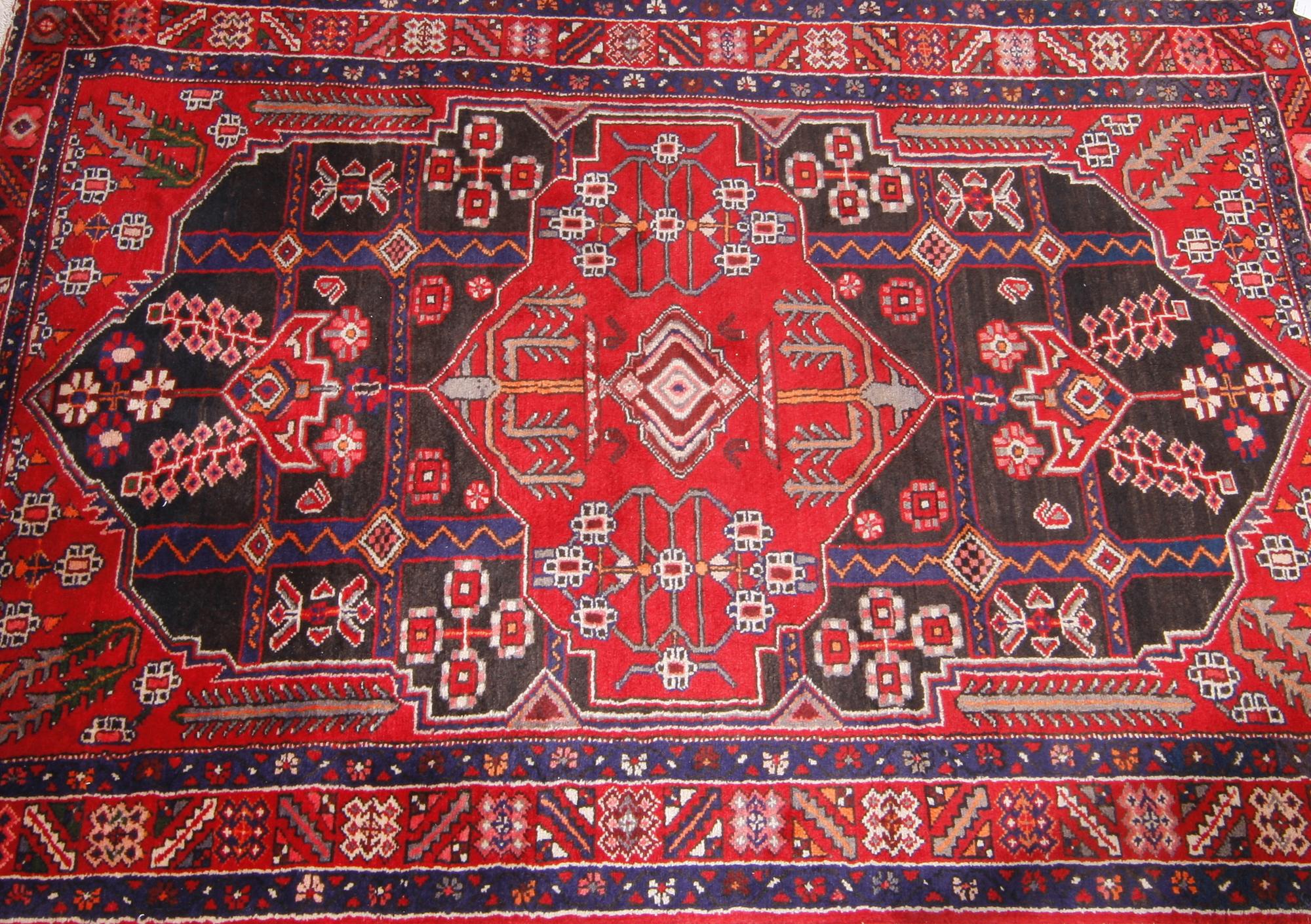 MATTA, Orientalisk. ca 230 x 160.