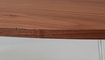 BORD, "Superellips", Bruno Mathsson & Piet Hein, licenstillverkat av MIA Möbler, 2011.