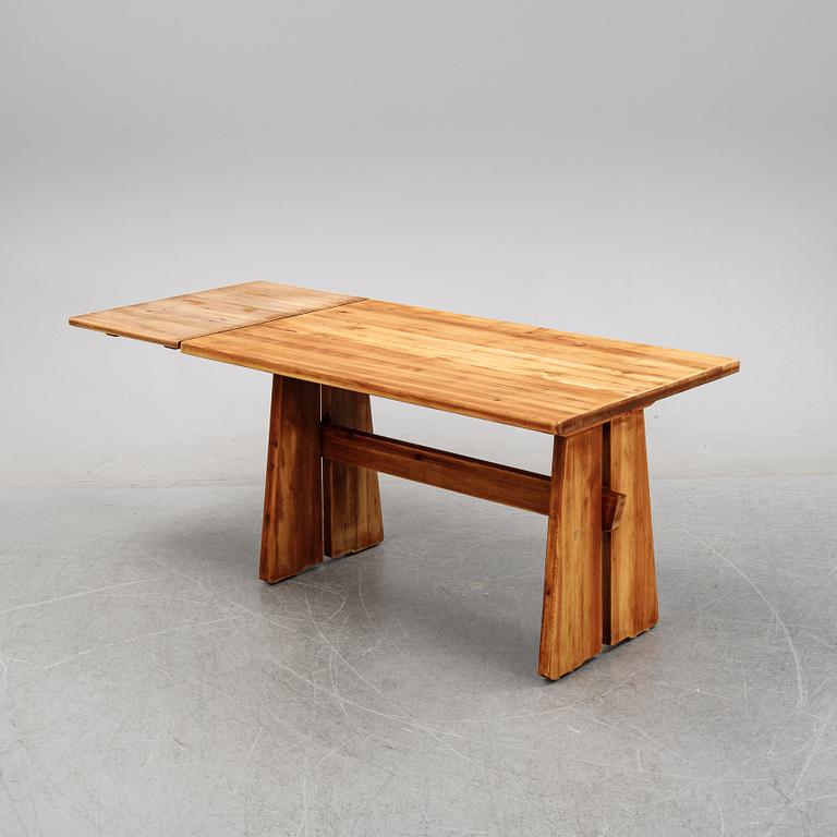 A 5 piece pine dining suite, Sweden, mid 20th century.