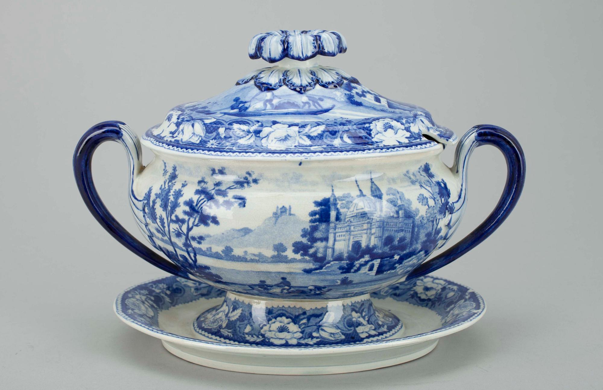 SÅSTERRIN, flintgods, Davenport, 1700-talets slut.