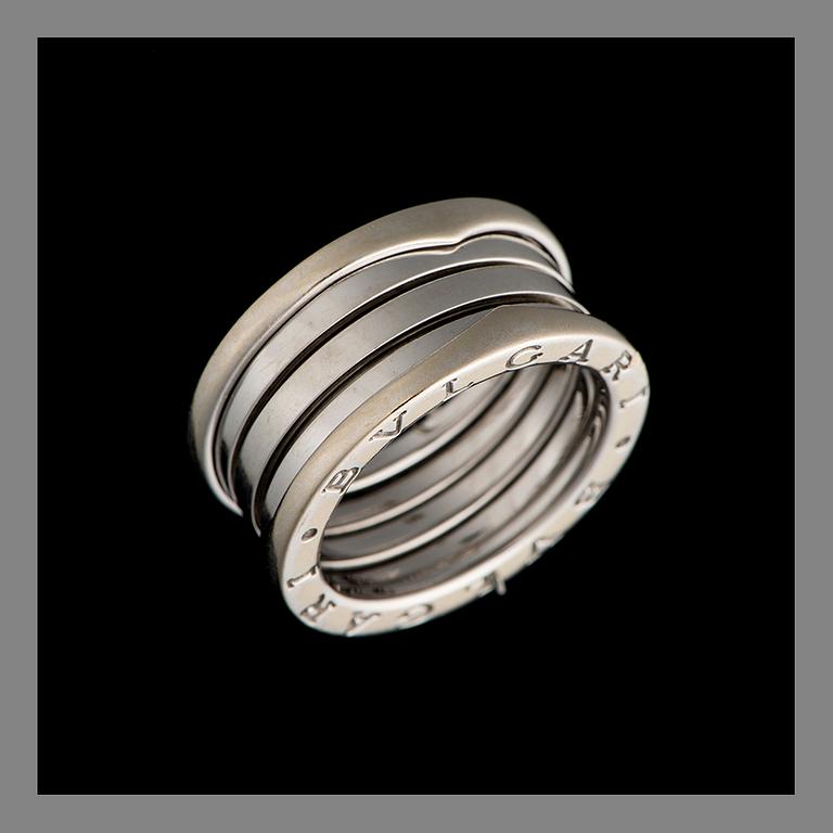 A RING, Bulgari B Zero 1, 18K white gold. Weight 10.4 g.