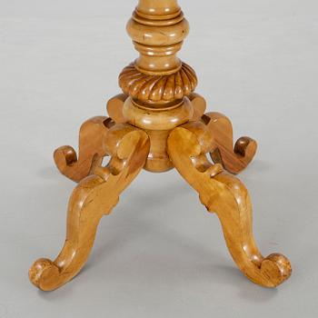 SALONGSBORD, nyrokoko, 1800-talets andra hälft.