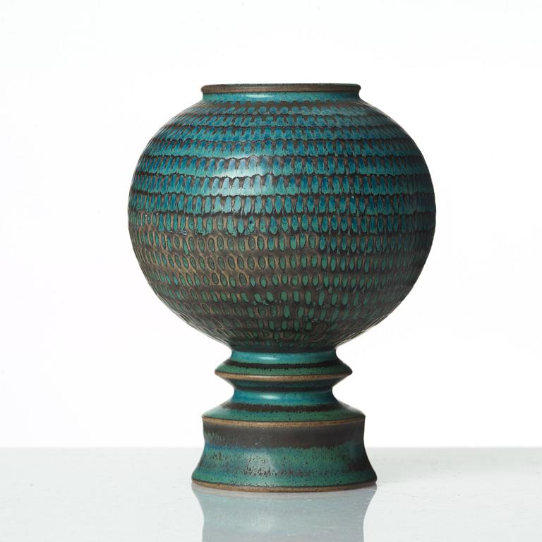 Stig Lindberg, a stoneware vase, Gustavsberg studio, Sweden 1963.
