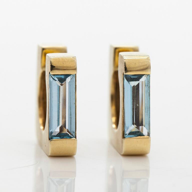 Earrings, 14K gold with topazes.