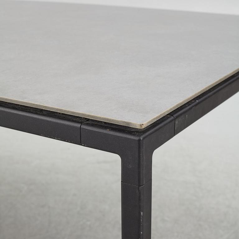 Matbord, Vipp, samtida.