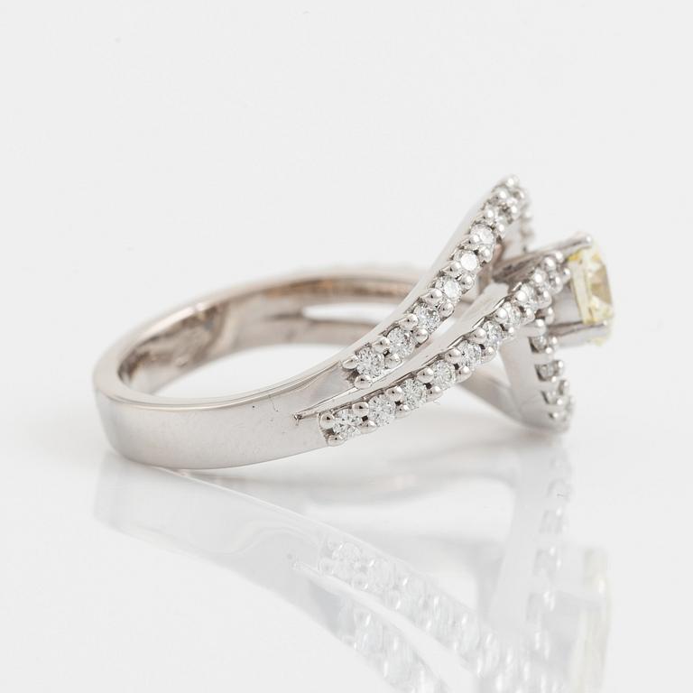 Brilliant cut diamond ring.