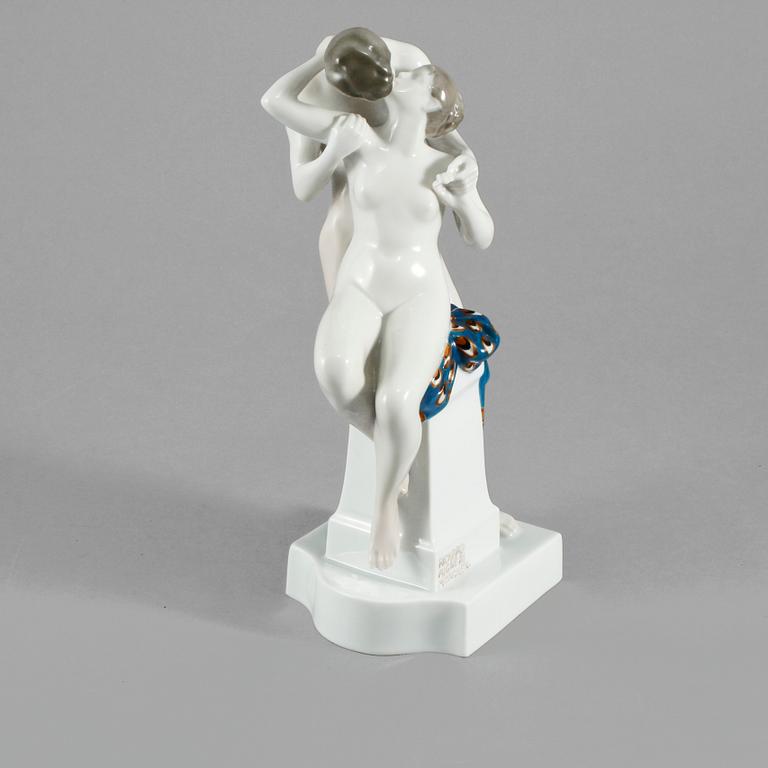 FIGURIN, porslin, signerad Richard Aigner, Rosenthal, München, 1900-talets andra hälft.