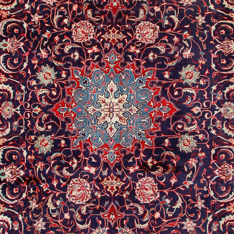 MATTA, Sarouk, ca 378 x 293 cm.
