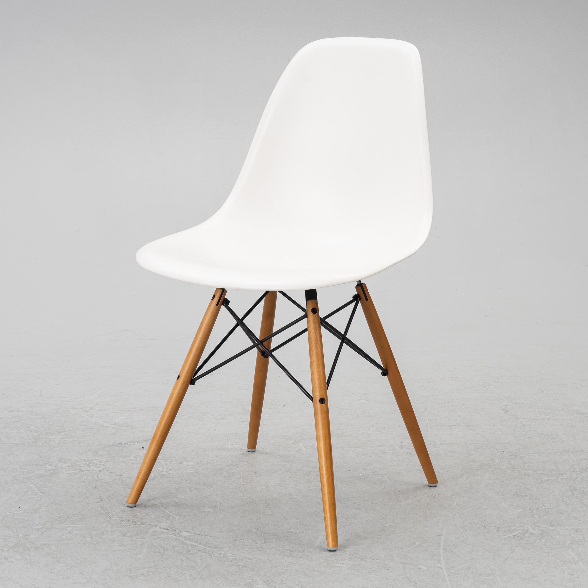 Charles & Ray Eames, chair, "Plastic Side Chair DSW RE", Vitra.