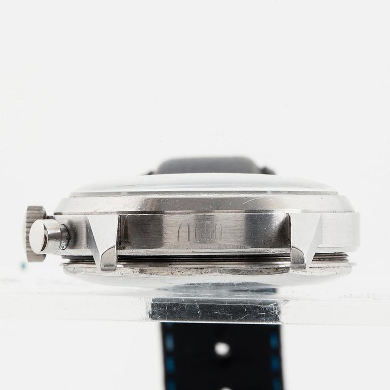 Heuer, chronograph, "Gilt Dial".