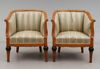 FÅTÖLJER, 1 par, 1900-talets första hälft.