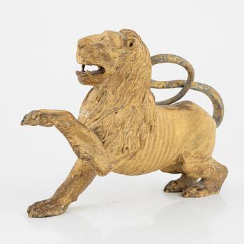 Two wooden lions, 19th and 20th Century.