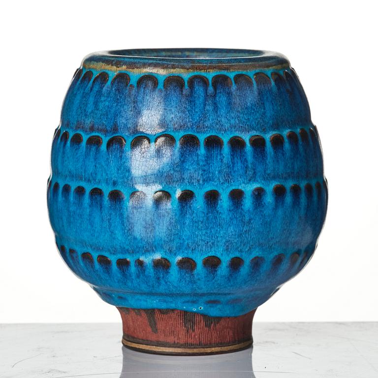Wilhelm Kåge, Two Farsta stoneware vases, Gustavsberg Studio, 1948 and 1950.