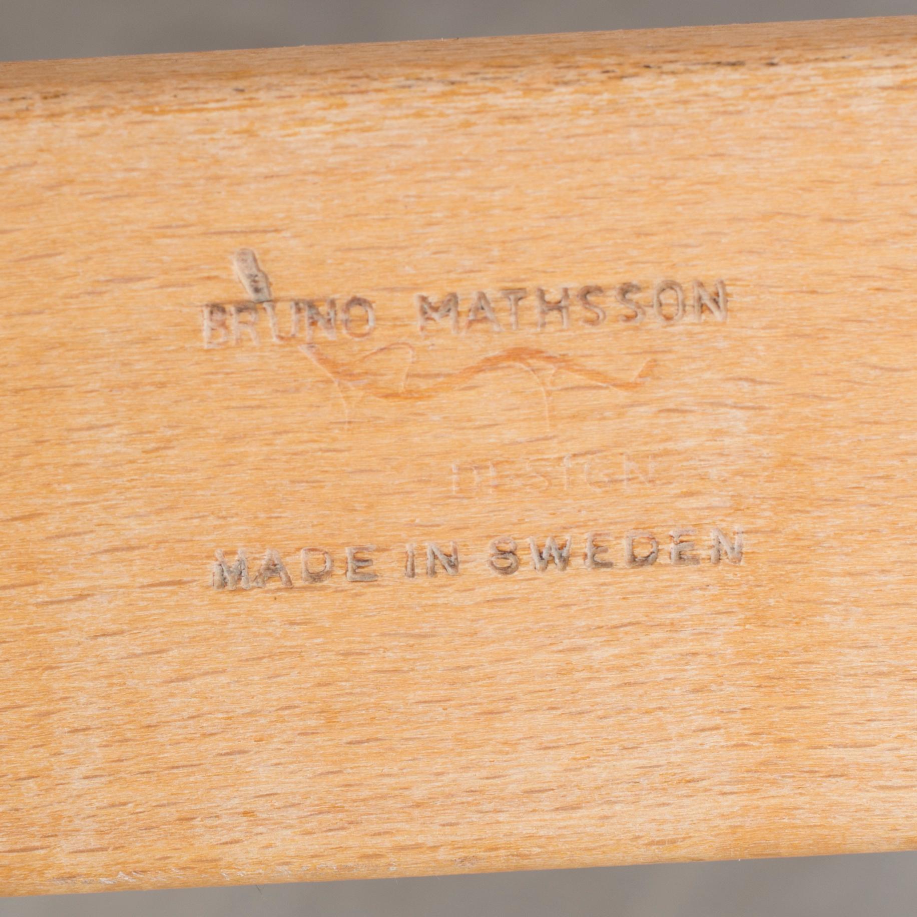 BRUNO MATHSSON, fåtöljer, ett par, "Eva". Firma Karl Mathsson, Värnamo.