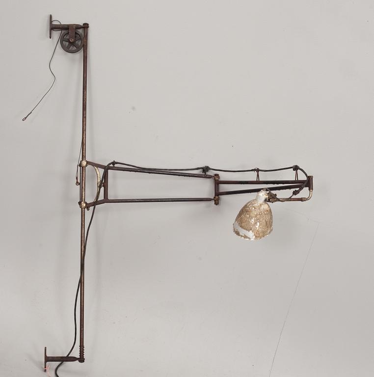 VÄGGLAMPA, industridesign. 1900-tal.