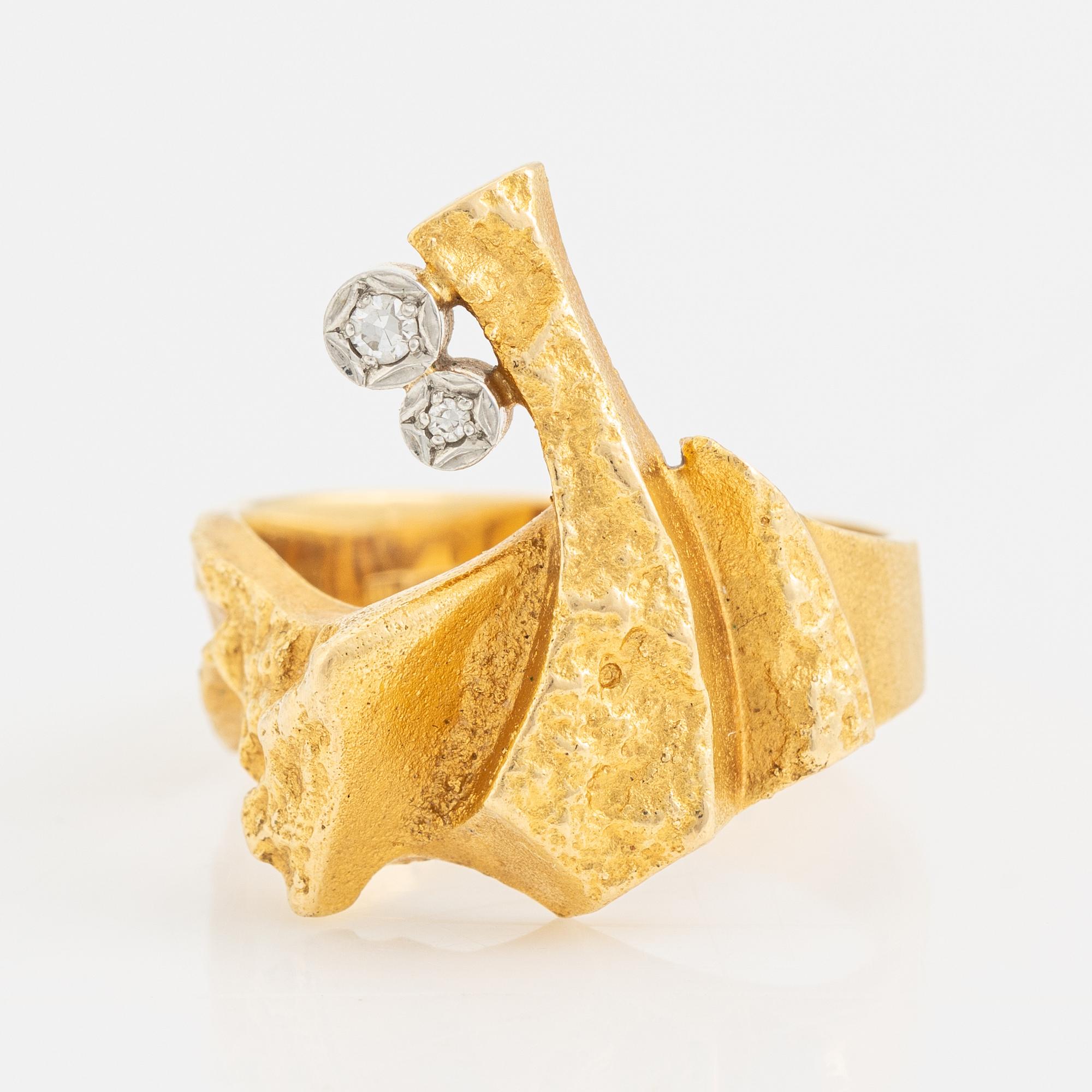 Björn Weckström, Gold and diamond ring. Lapponia 1974.