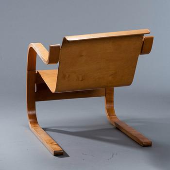 Alvar Aalto, AN ARMCHAIR NO 31.