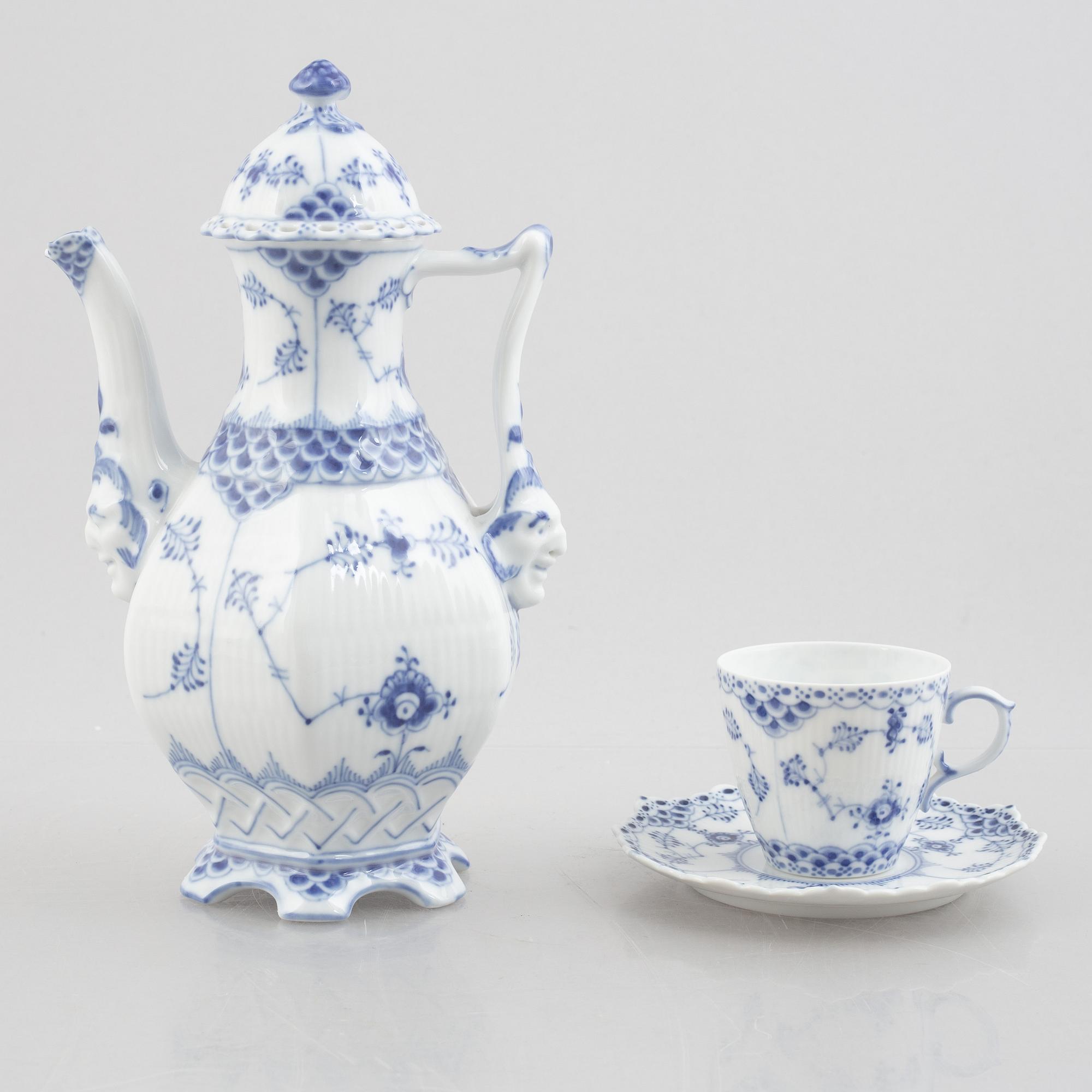 Royal Copenhagen, a 25-piece mocha porcelain service, half lace "Blue Fluted", Denmark.