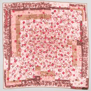 Louis Vuitton, scarf.