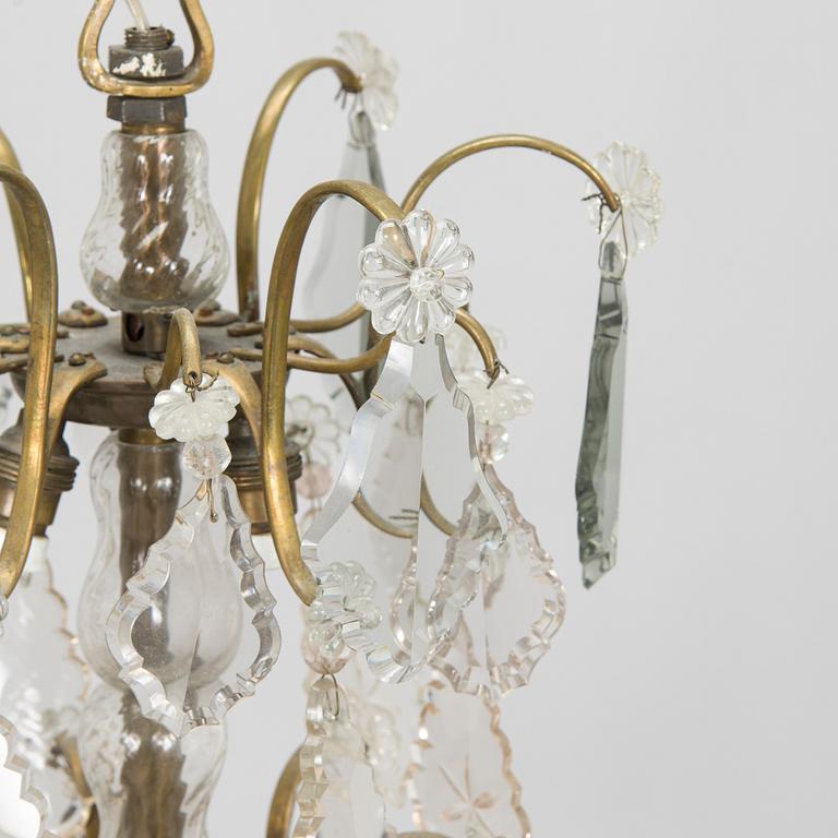 Kattokruunu, 1900-luvun puoliväli.