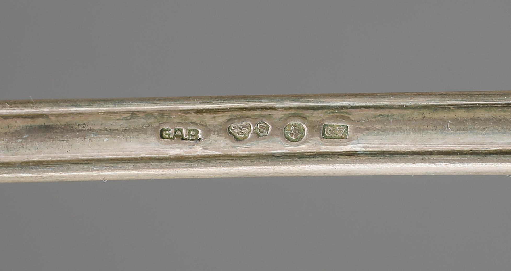 BESTICKSUPPSÄTTNING, 62 delar. Silver. Bl a GAB Stockholm 1925. Tot ca 2760 g.