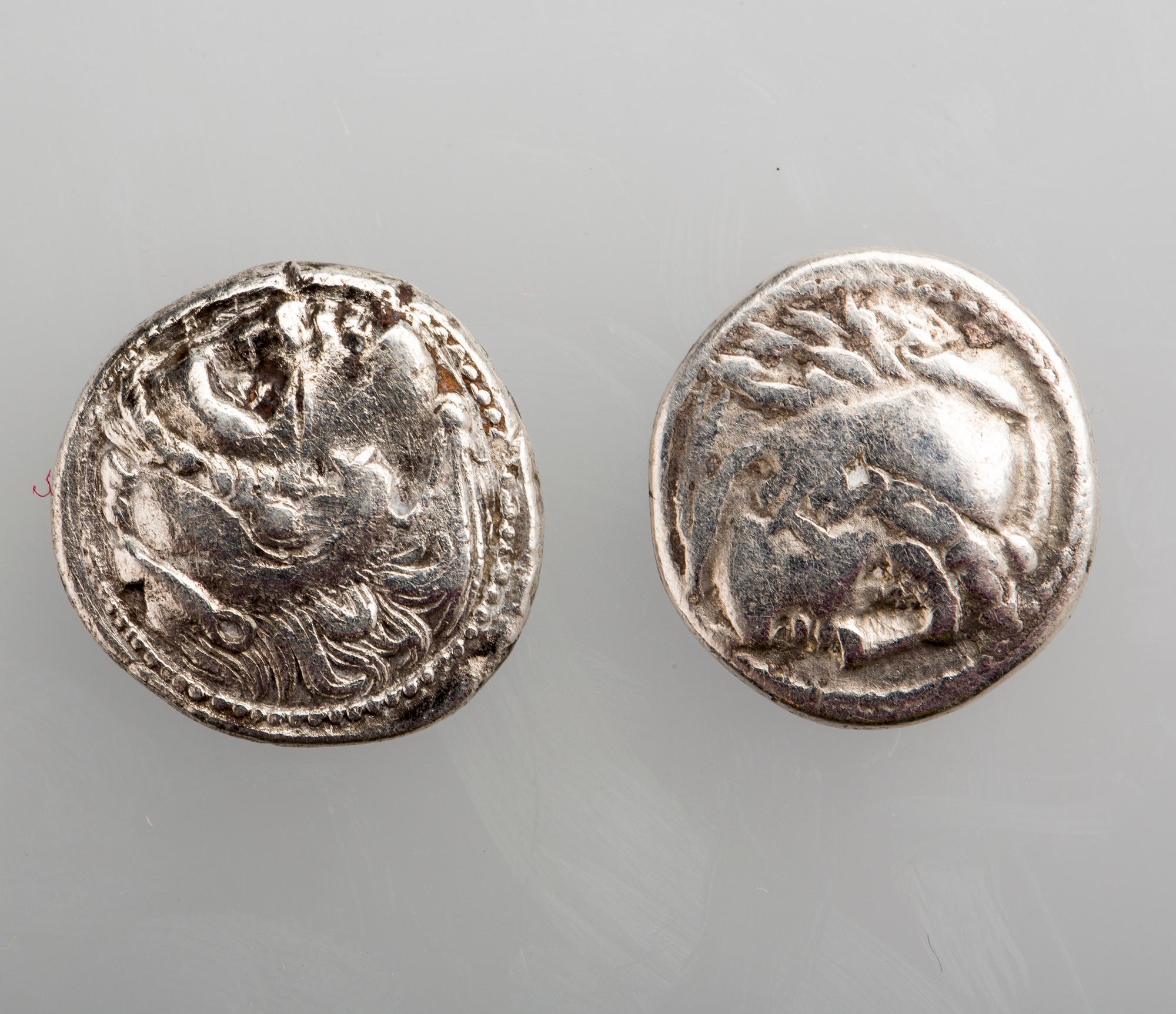 MYNT, 2 st, silver, Alexander III(den Store). Ca 8 gr.