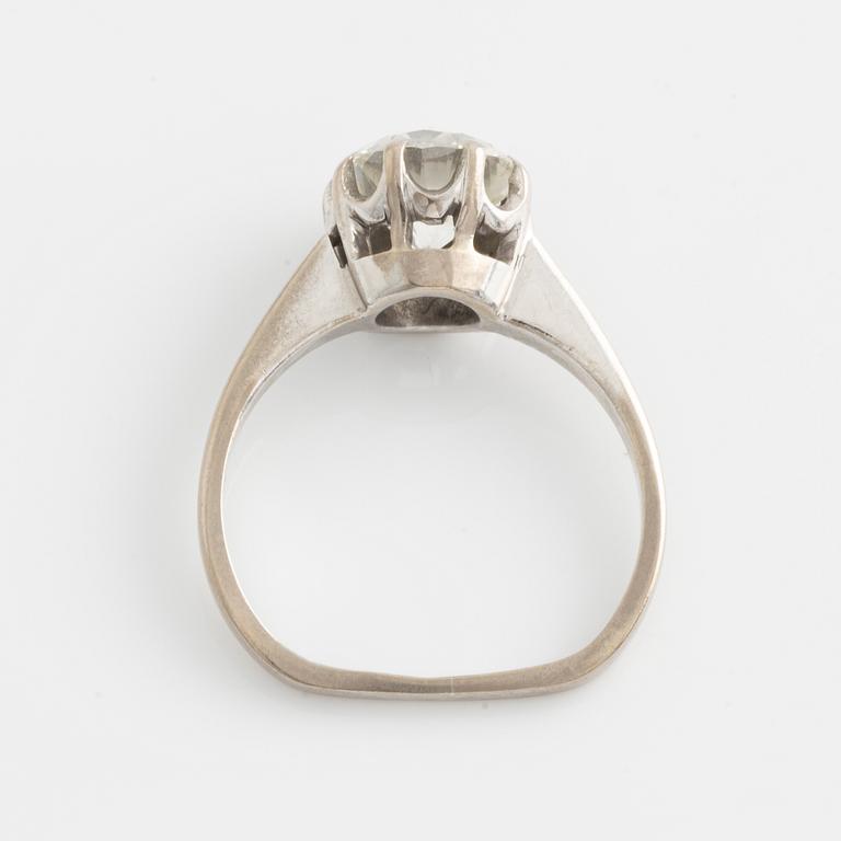 Ring, vitguld med briljantslipad diamant, Fahlström.