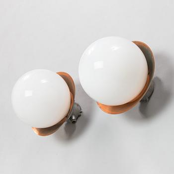Paavo Tynell, a pair of mid-20th century '91100' out wall lights for Idman Finland.